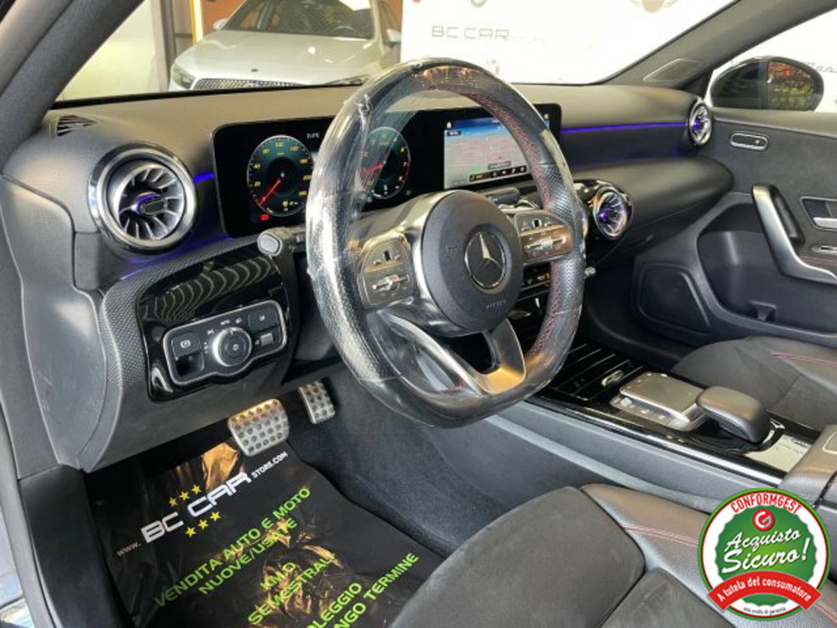 Mercedes-Benz Classe A Sedan 200 Automatic 4p. Premium (11)