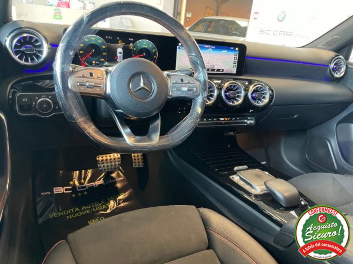 Mercedes-Benz Classe A Sedan 200 Automatic 4p. Premium (13)