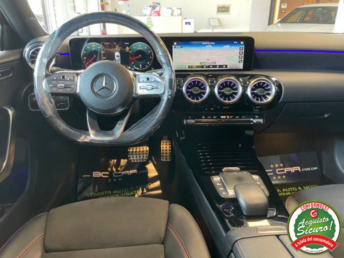 Mercedes-Benz Classe A Sedan 200 Automatic 4p. Premium (14)