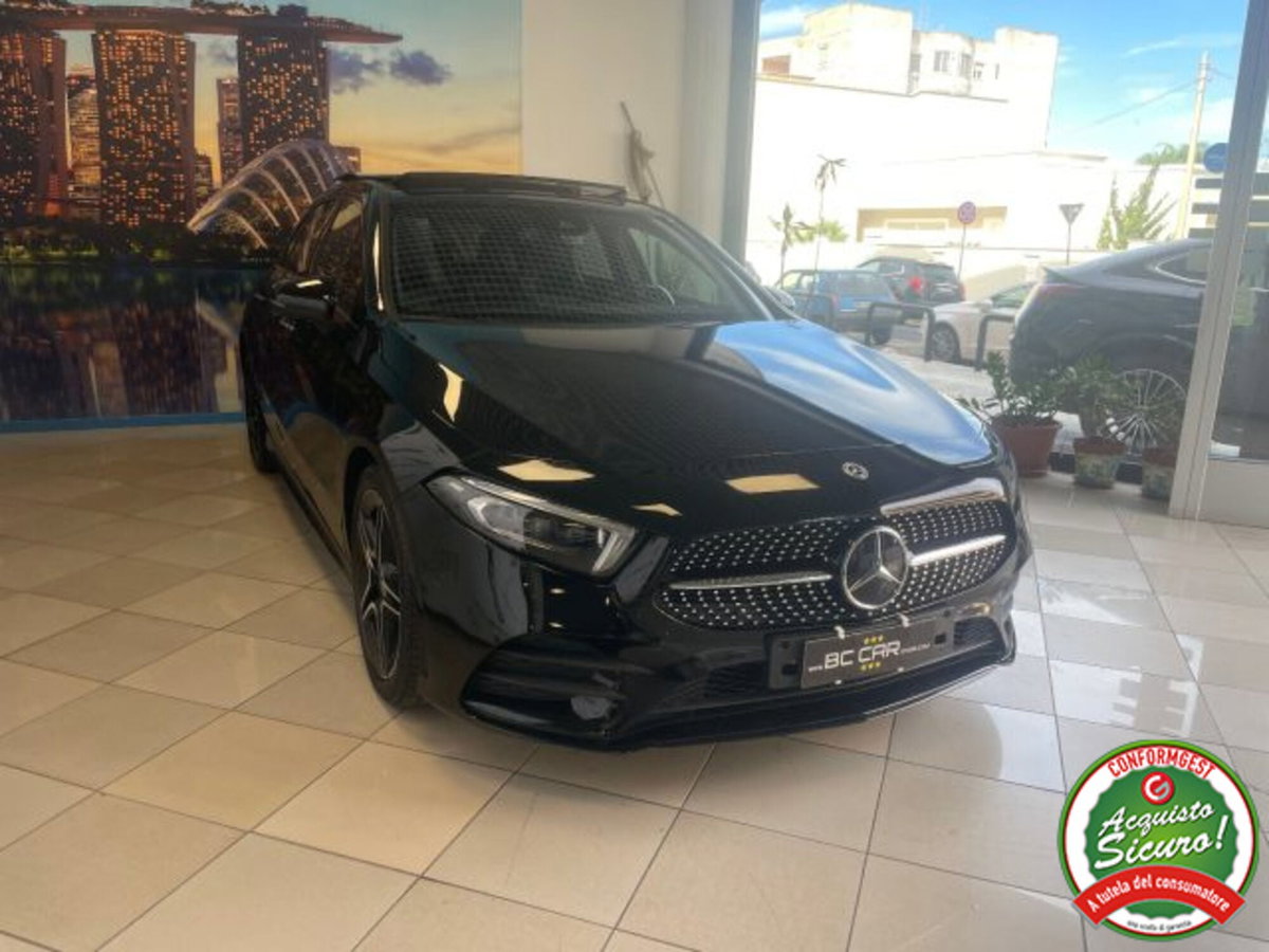 Mercedes-Benz Classe A Sedan 200 Automatic 4p. Premium (3)