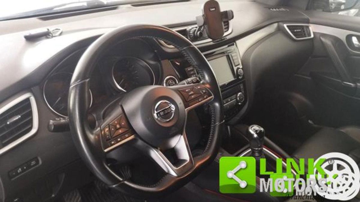 Nissan Qashqai 1.7 dCi 150 CV Tekna (10)
