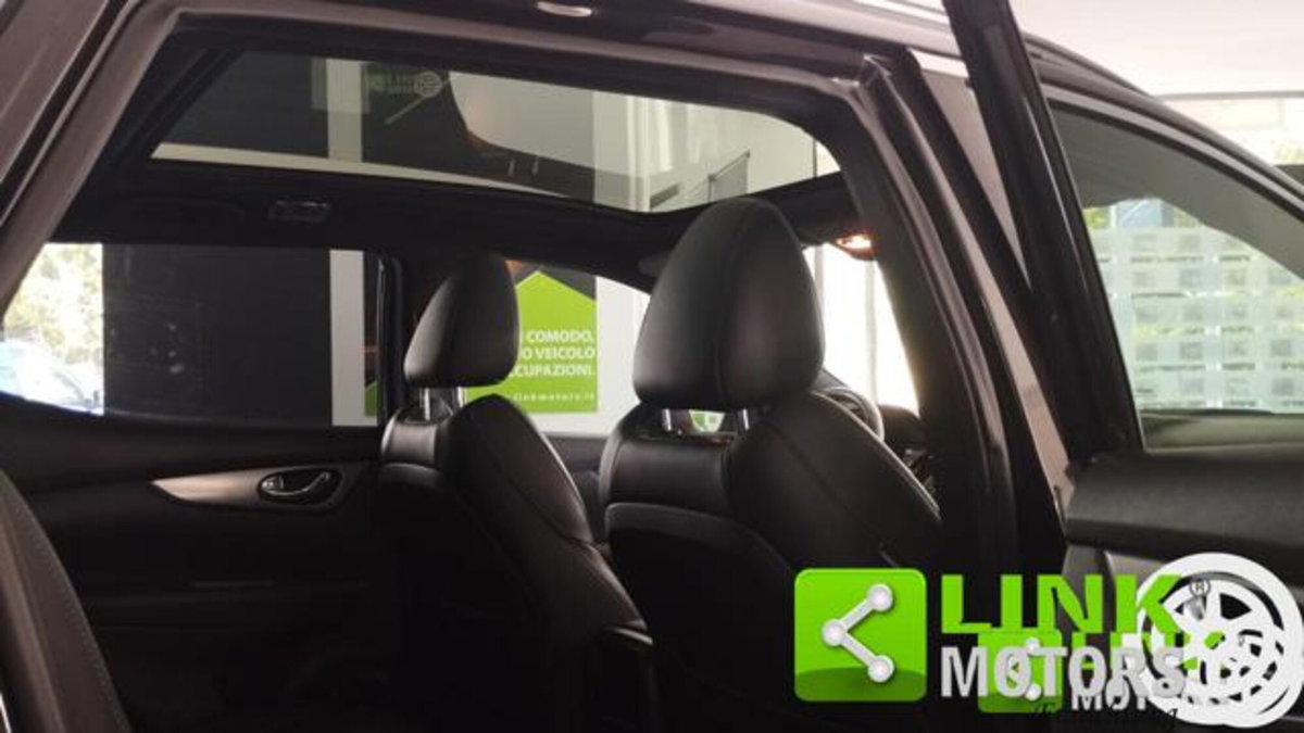 Nissan Qashqai 1.7 dCi 150 CV Tekna (14)