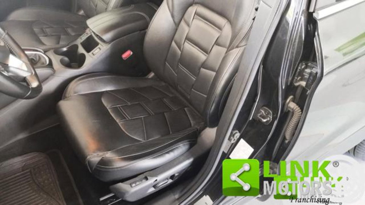 Nissan Qashqai 1.7 dCi 150 CV Tekna (9)