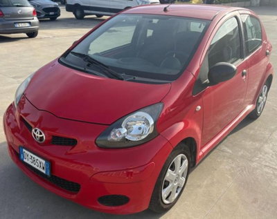 Toyota Aygo 1.0 12V VVT-i 5 porte Now usata