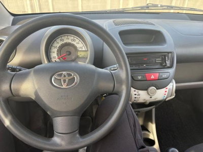 Toyota Aygo 1.0 12V VVT-i 5 porte Now (13)
