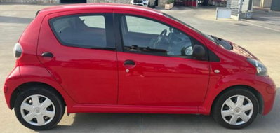 Toyota Aygo 1.0 12V VVT-i 5 porte Now (6)