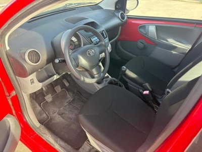 Toyota Aygo 1.0 12V VVT-i 5 porte Now (9)