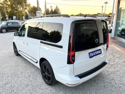 Volkswagen Caddy 2.0 TDI 122 CV Style Maxi (16)