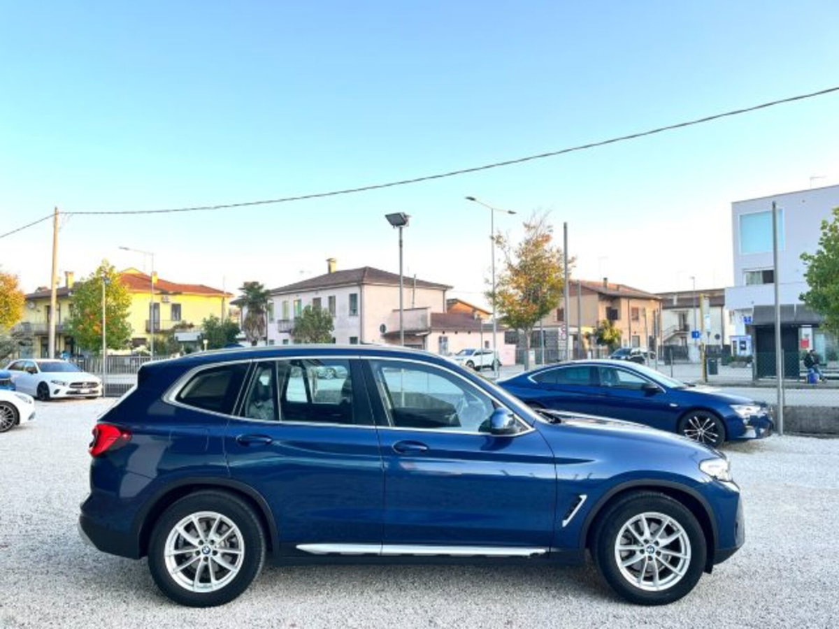 BMW X3 xdrive20d mhev 48V auto (14)