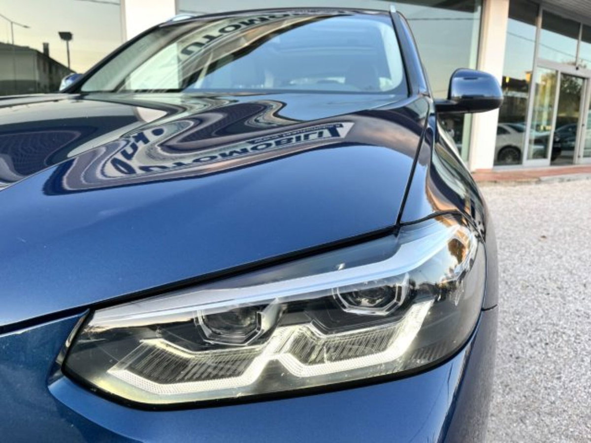 BMW X3 xdrive20d mhev 48V auto (17)