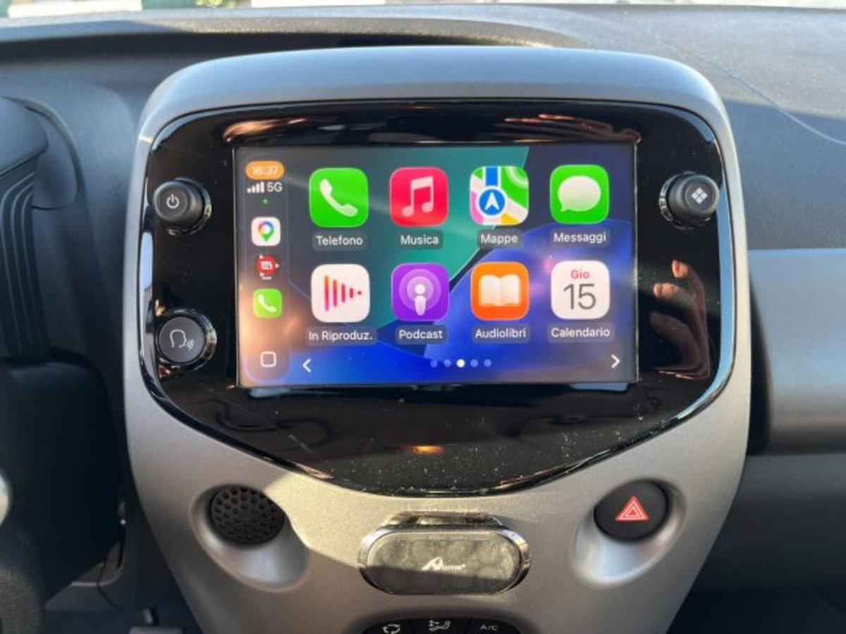 Toyota Aygo Connect 1.0 VVT-i 72 CV 5 porte x-play MMT (16)