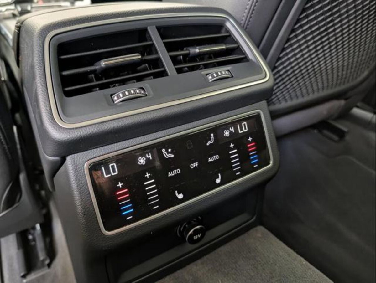 Audi A6 Avant 40 2.0 TDI quattro ultra S tronic Sport (10)