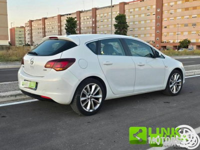 Opel Astra 1.7 CDTI 125CV 5 porte Cosmo (2)