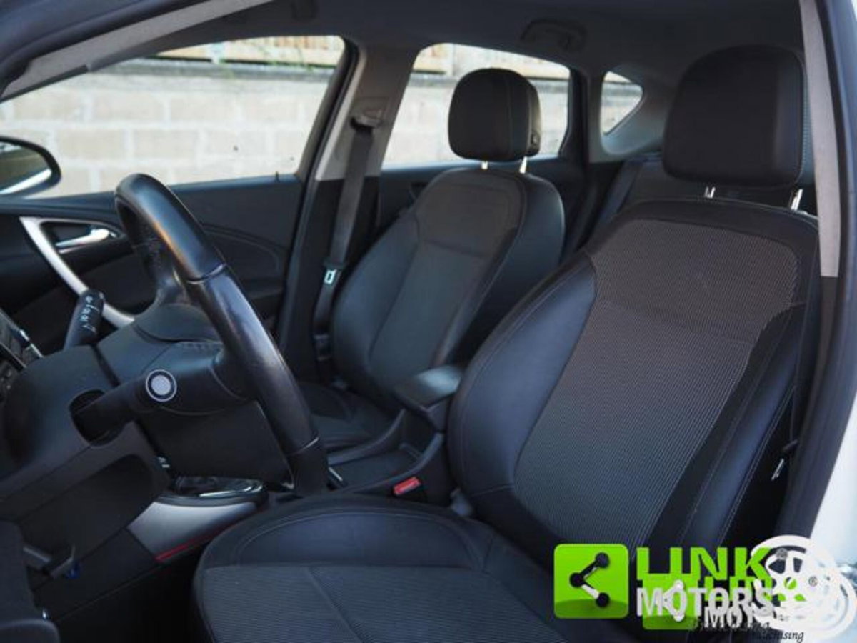 Opel Astra 1.7 CDTI 125CV 5 porte Cosmo (5)