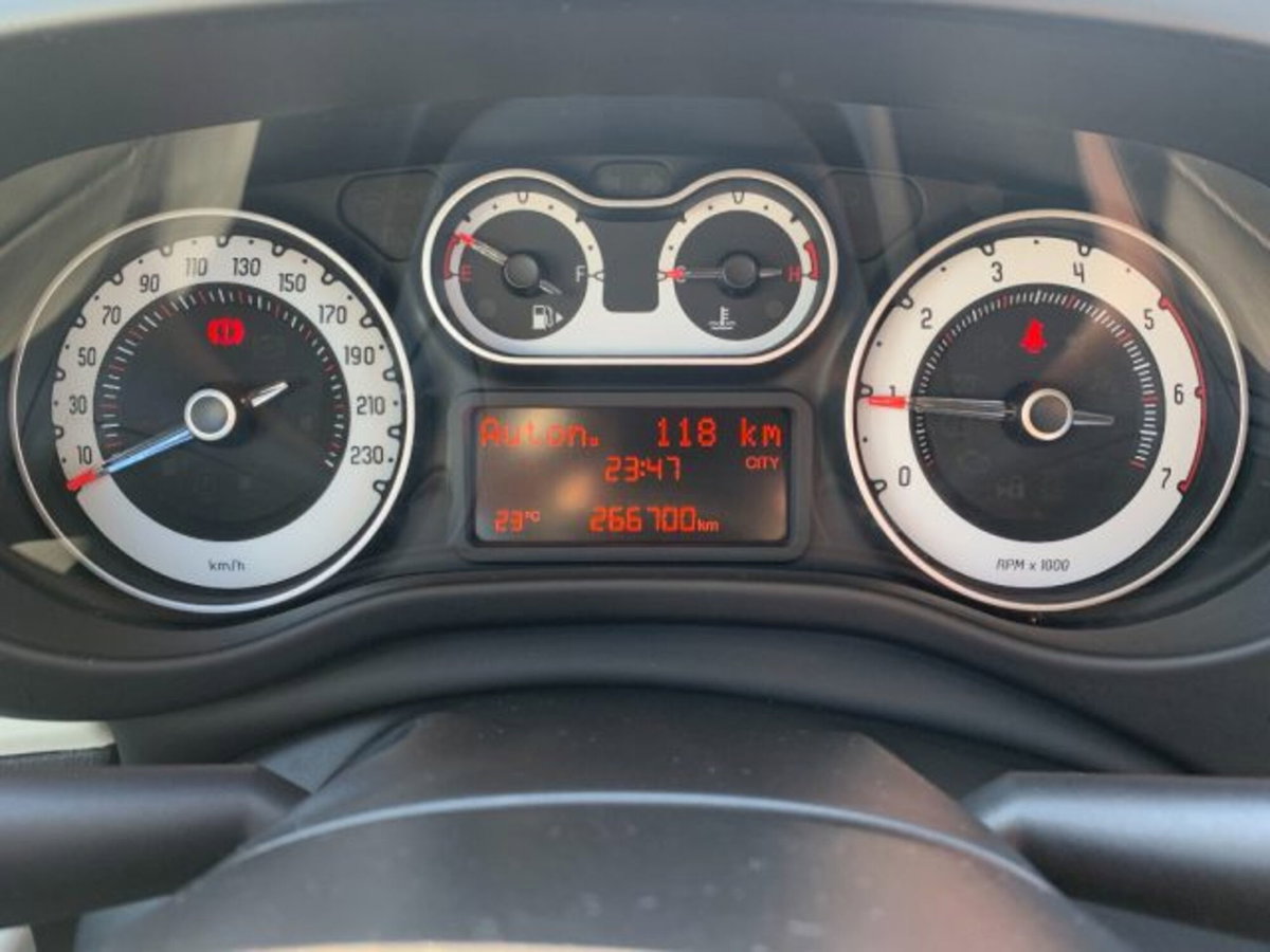 Fiat 500L 1.3 Multijet 85 CV Lounge (12)
