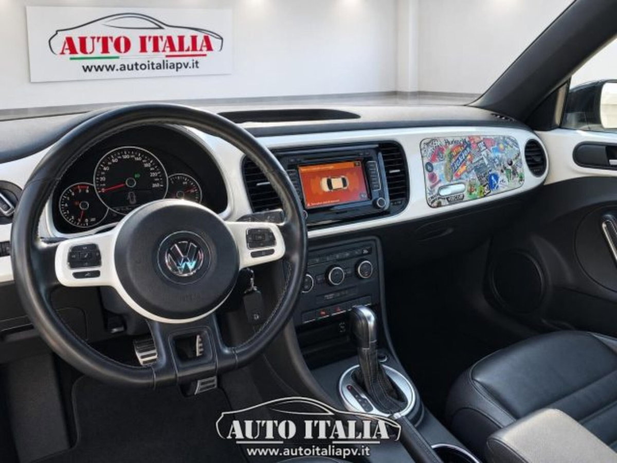 Volkswagen Maggiolino 2.0 TSI DSG Sport (13)