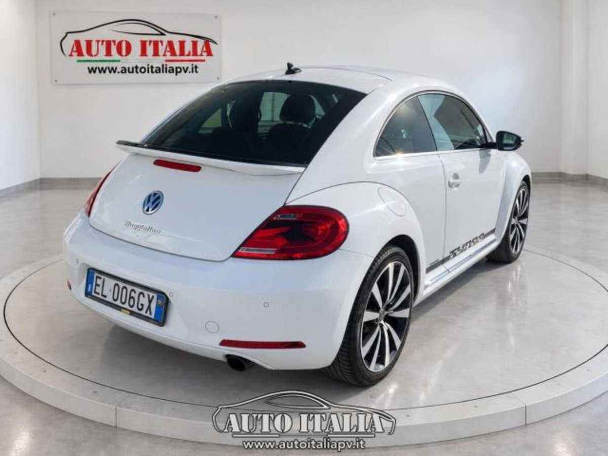 Volkswagen Maggiolino 2.0 TSI DSG Sport (5)