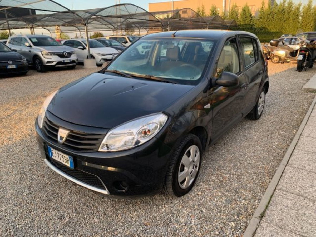 Dacia Sandero 1.2 16V Lauréate
