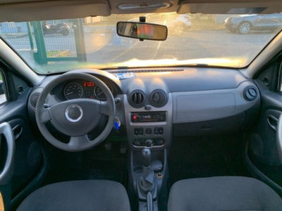 Dacia Sandero 1.2 16V Lauréate (11)