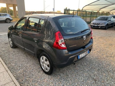 Dacia Sandero 1.2 16V Lauréate (3)