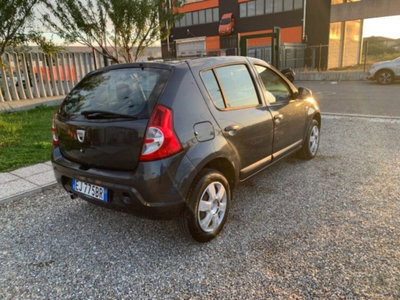 Dacia Sandero 1.2 16V Lauréate (5)