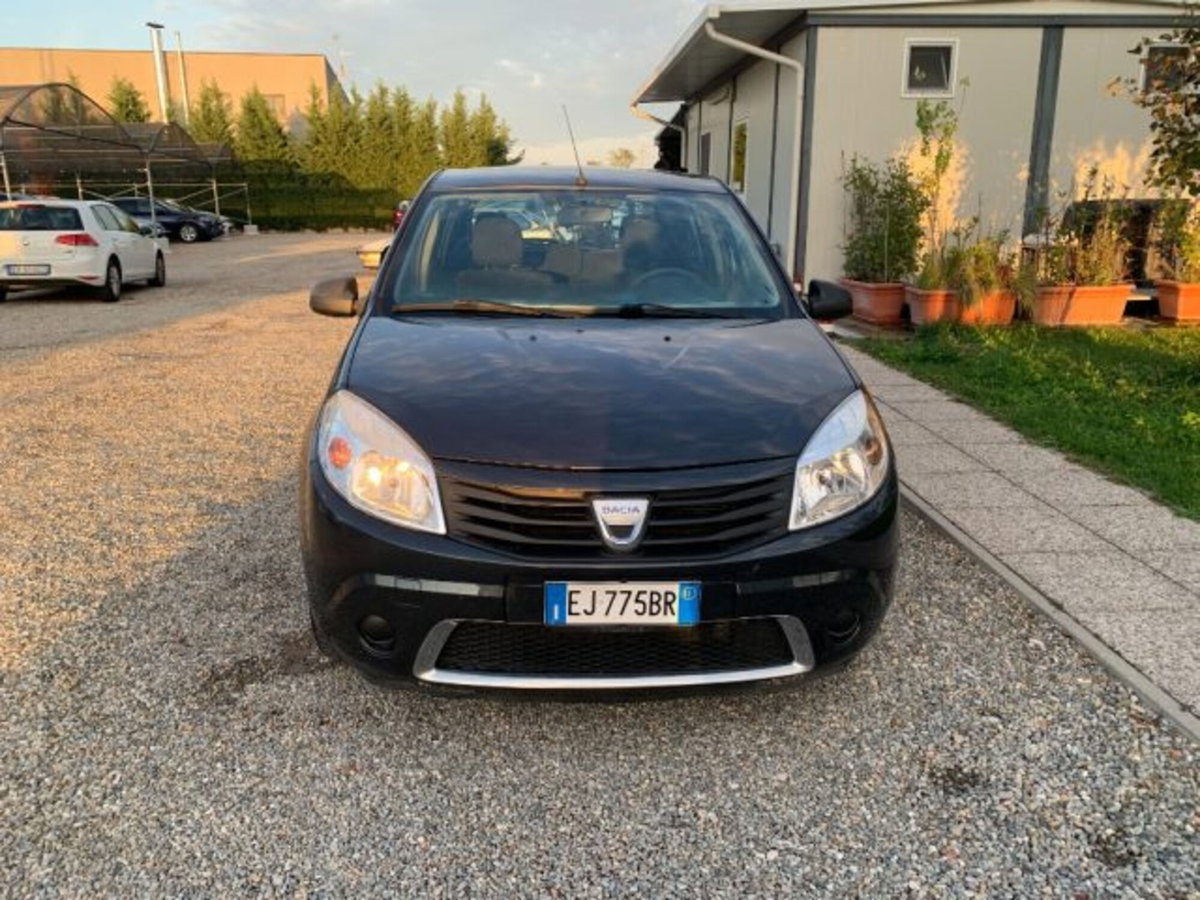 Dacia Sandero 1.2 16V Lauréate (8)