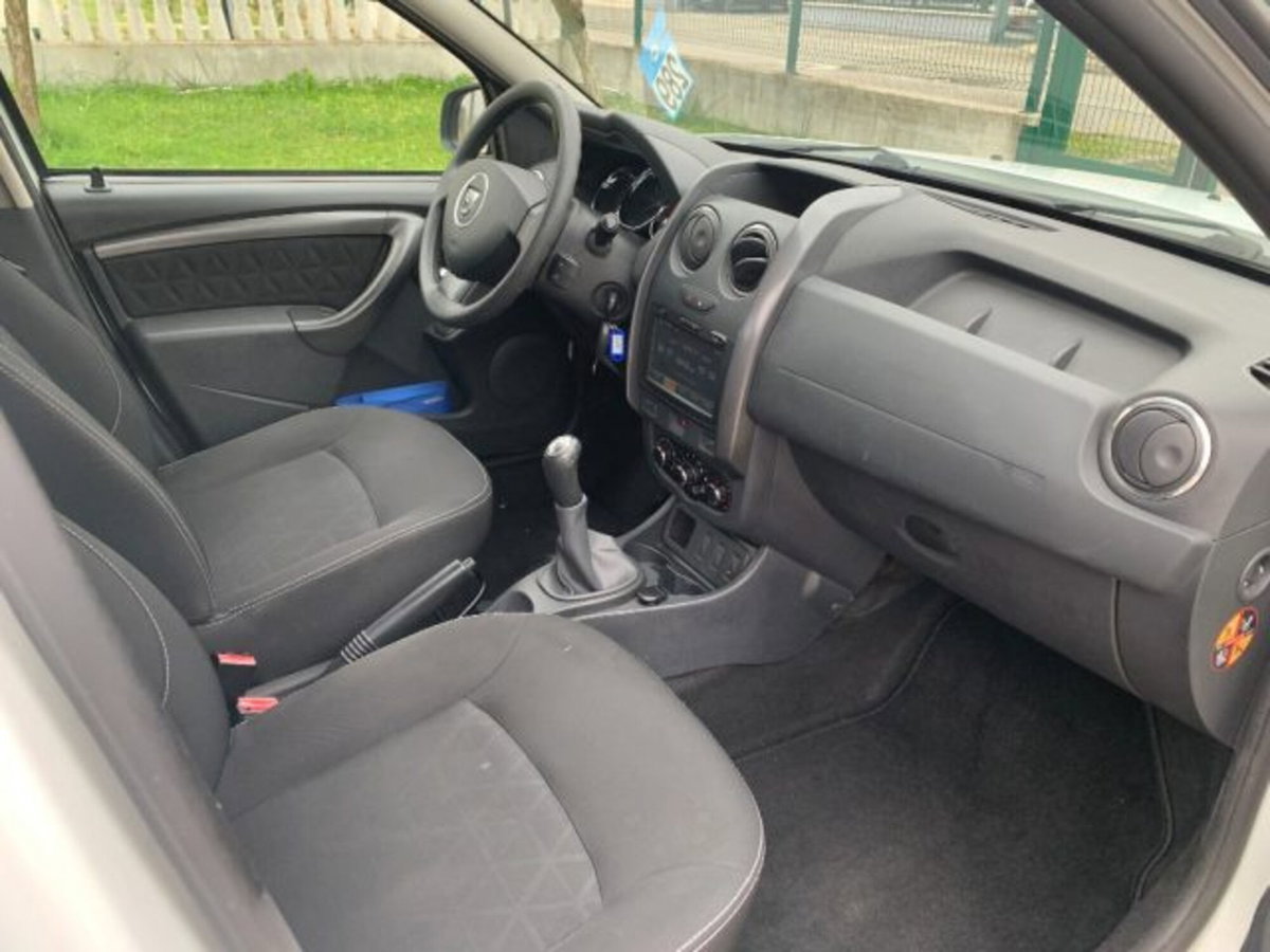 Dacia Duster 1.6 110CV 4x2 GPL Lauréate (9)