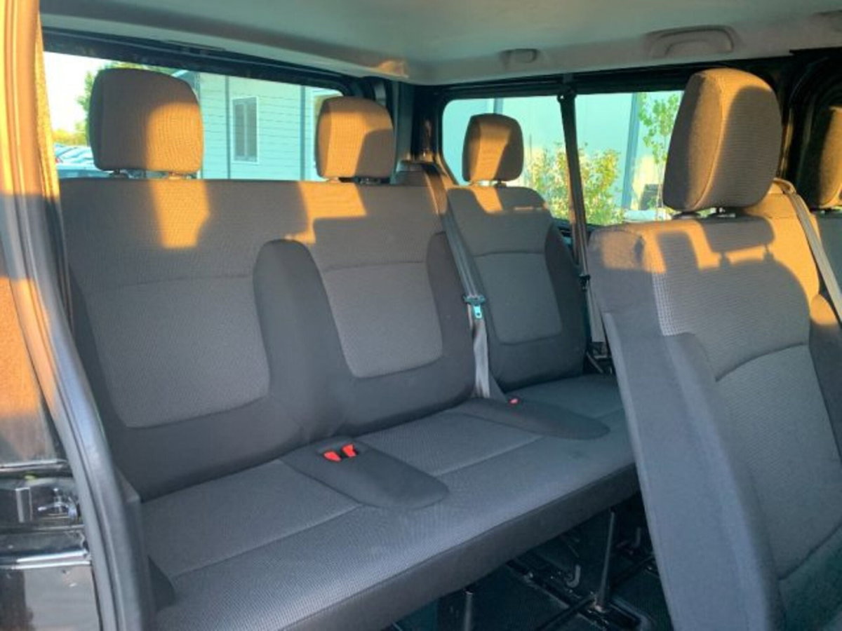 Renault Trafic Furgone BluedCi 150CV EDC PL-TN SpaceClass (10)