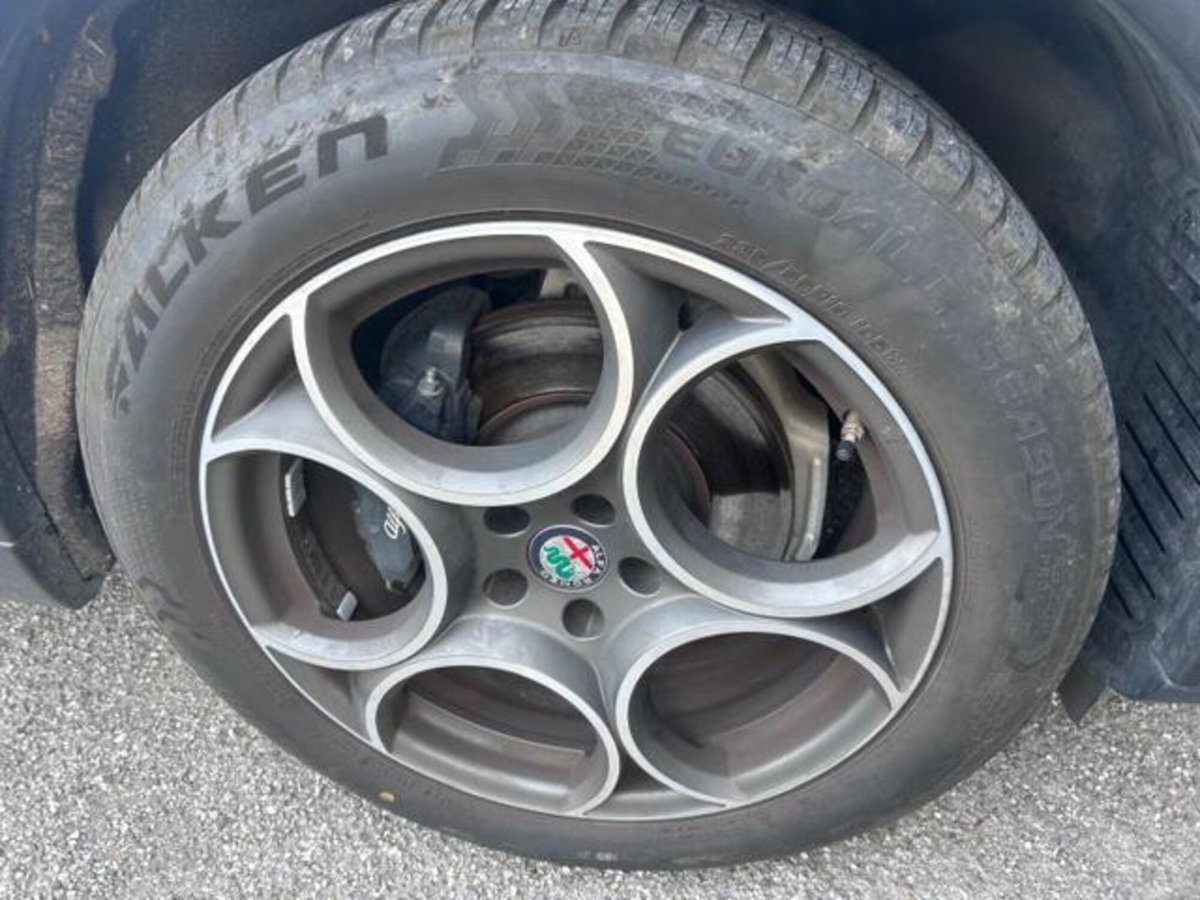 Alfa Romeo Stelvio Stelvio 2.2 Turbodiesel 190 CV AT8 Q4 Super Business (13)