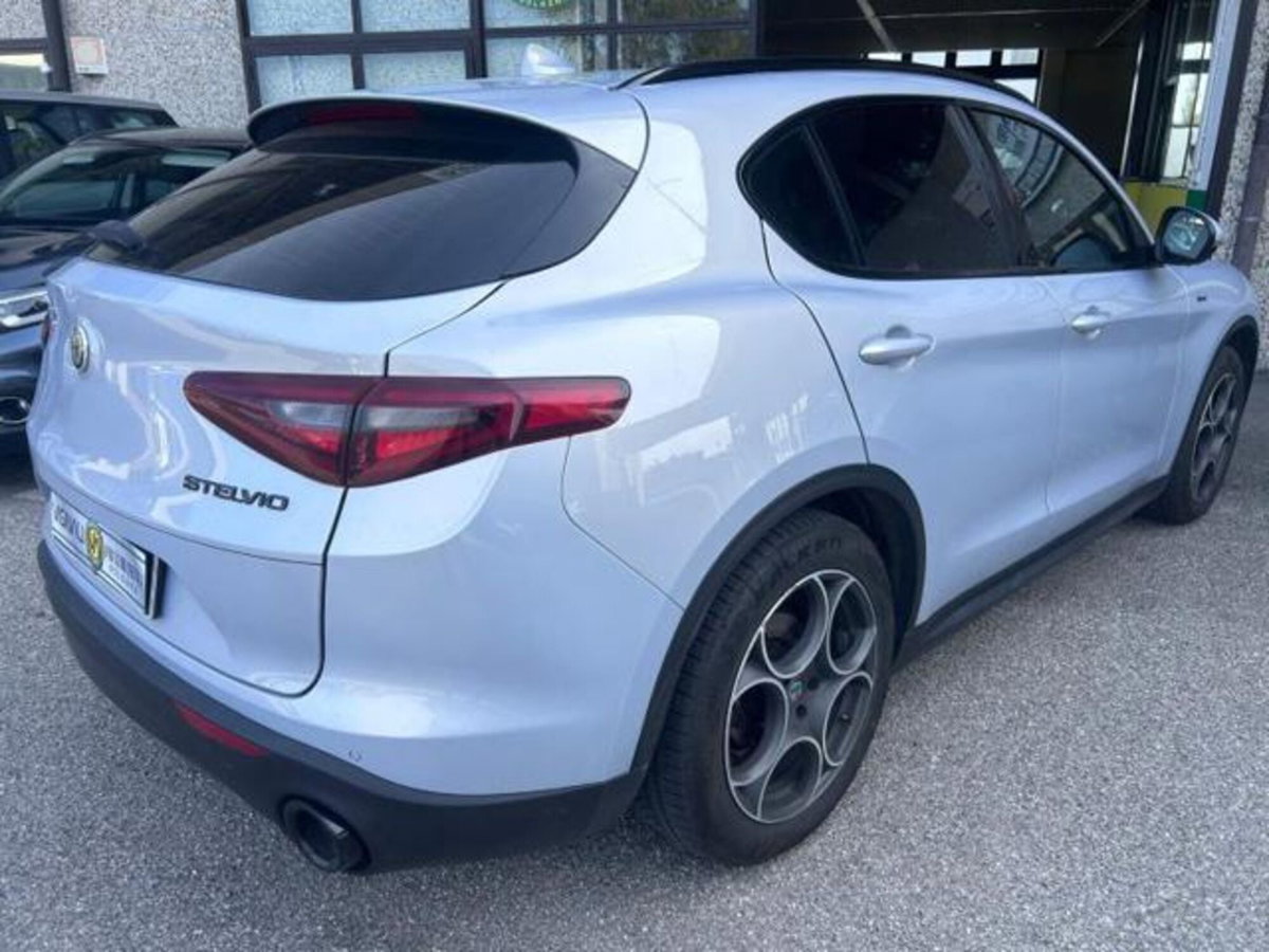 Alfa Romeo Stelvio Stelvio 2.2 Turbodiesel 190 CV AT8 Q4 Super Business (4)