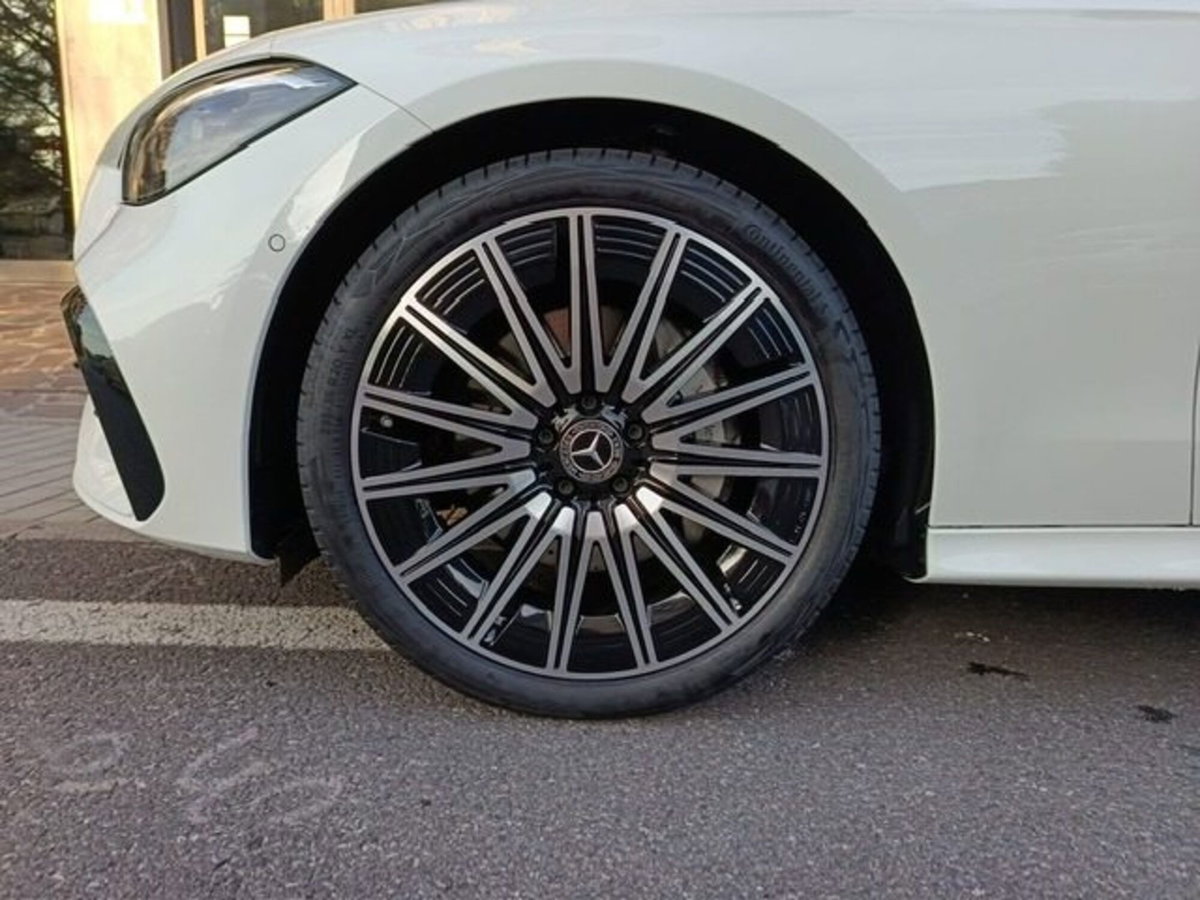 Mercedes-Benz CLE Cabrio 180 Advanced auto (6)