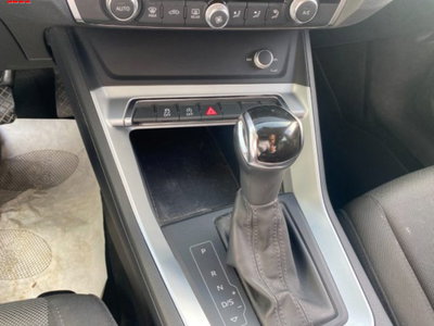Audi Q3 40 TDI quattro S tronic Business (10)