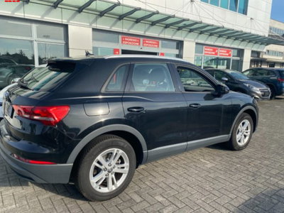 Audi Q3 40 TDI quattro S tronic Business (4)