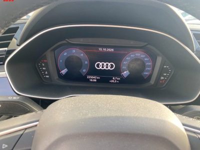 Audi Q3 40 TDI quattro S tronic Business (7)