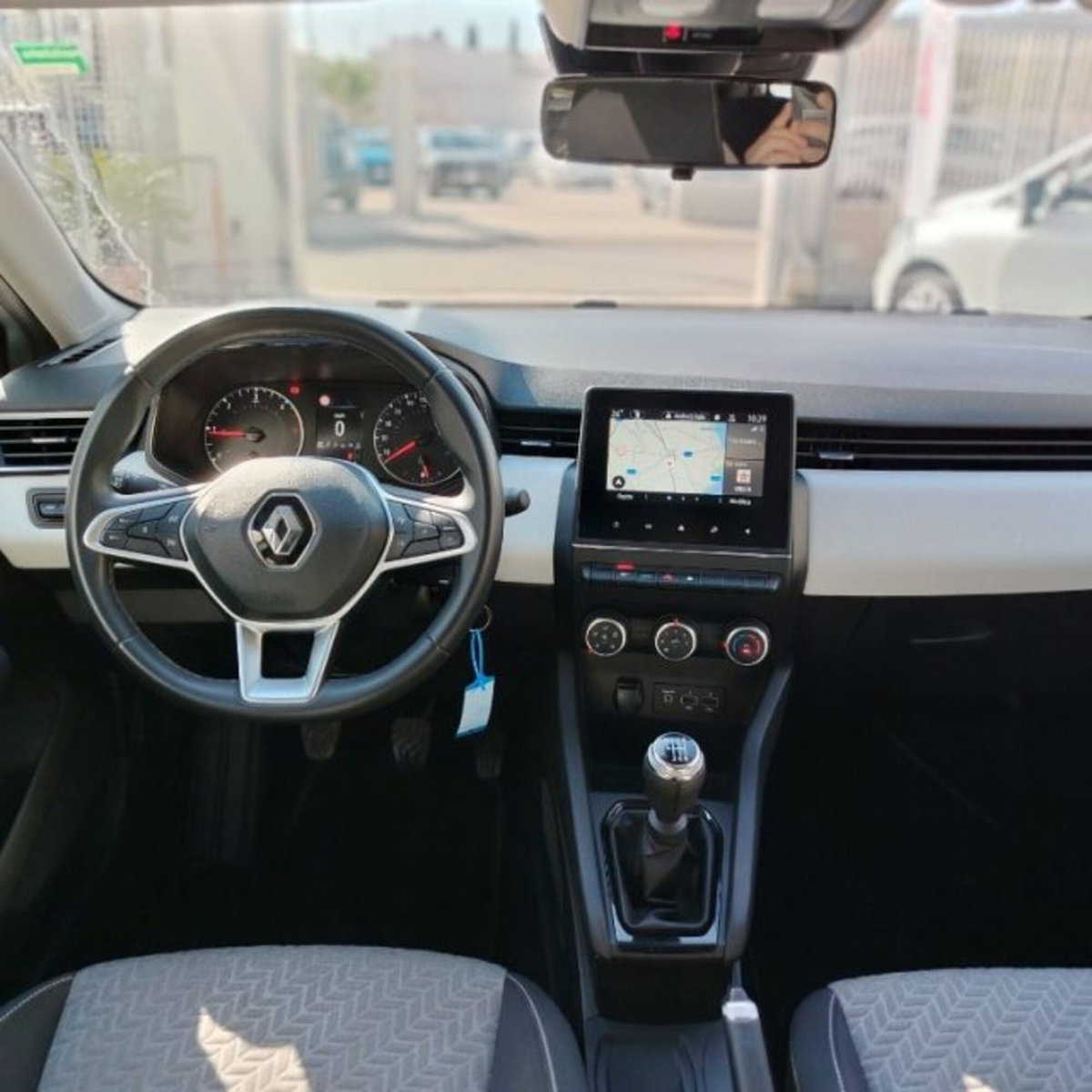 Renault Clio Blue dCi 100 CV 5 porte Evolution (6)