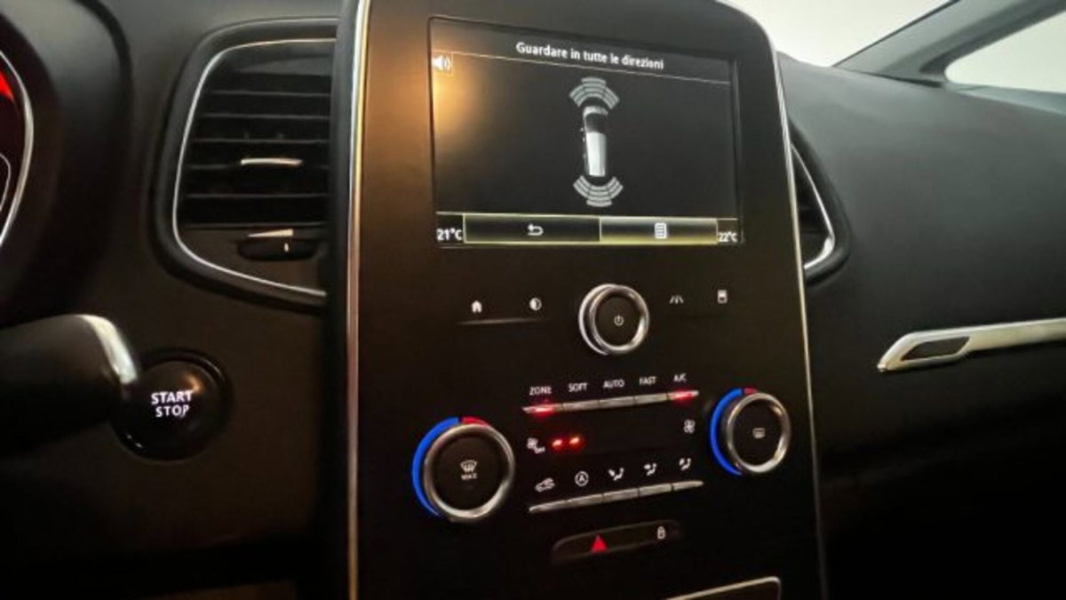 Renault Grand Scénic 1.7 blue dci Sport Edition2 120cv edc (12)