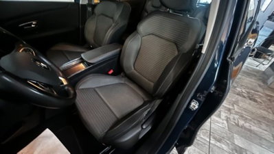 Renault Grand Scénic 1.7 blue dci Sport Edition2 120cv edc (9)