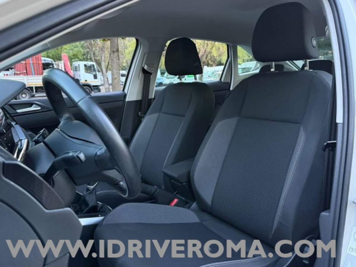 Volkswagen Taigo 1.0 tsi Life 95cv (7)