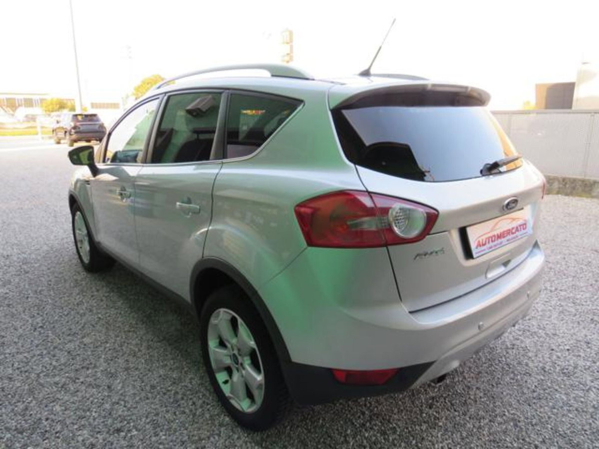 Ford Kuga 2.0 TDCi 163 CV 4WD Titanium DPF (8)