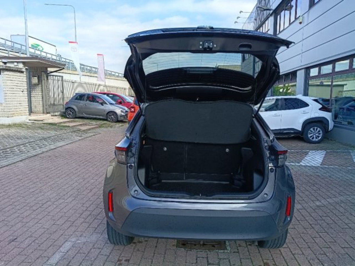 Toyota Yaris Cross 1.5 Hybrid 5p. E-CVT Trend (9)