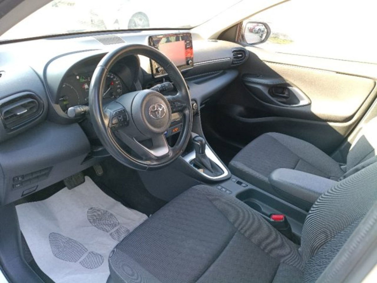 Toyota Yaris Cross 1.5 Hybrid 5p. E-CVT Active (11)