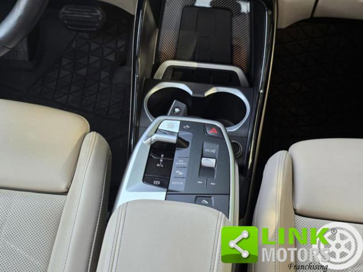BMW X1 sDrive 18d xLine (18)