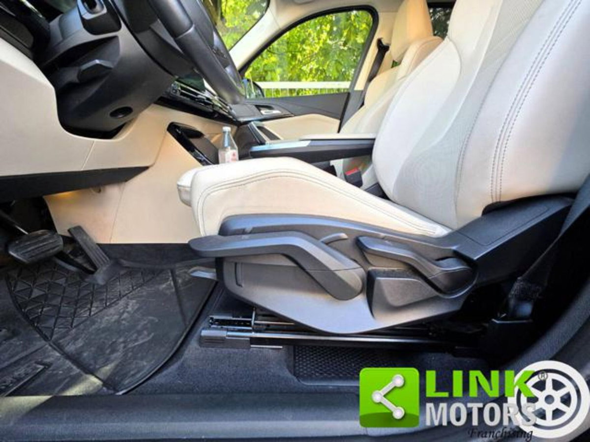 BMW X1 sDrive 18d xLine (19)