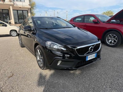 Volvo V40 Cross Country D2 Volvo Ocean Race (2)