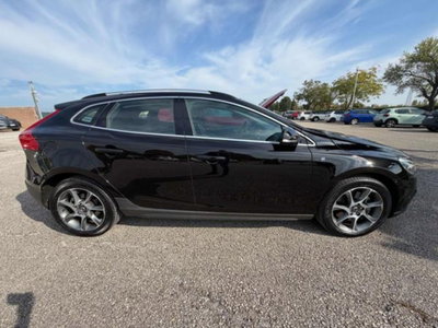 Volvo V40 Cross Country D2 Volvo Ocean Race (3)