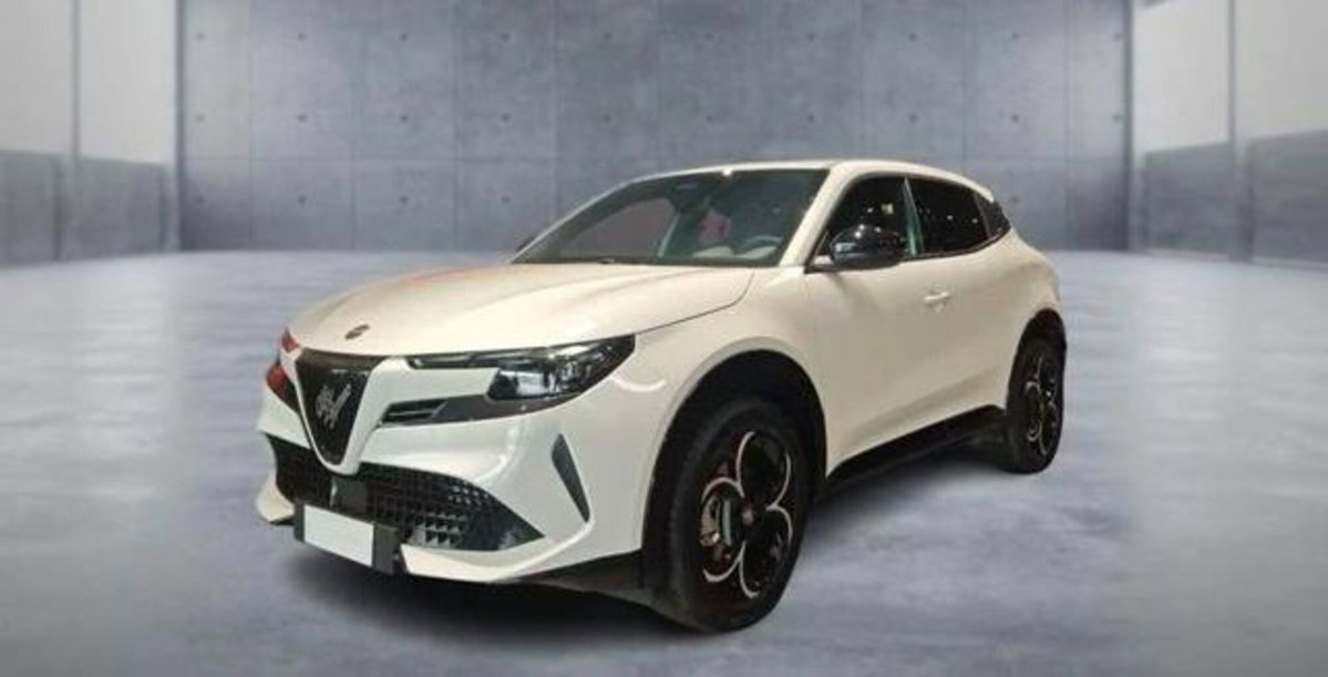 Alfa Romeo Junior 1.2 ibrida Sprint 145cv edct6
