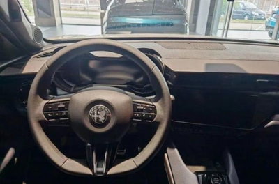 Alfa Romeo Junior 1.2 ibrida Sprint 145cv edct6 (5)
