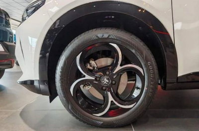 Alfa Romeo Junior 1.2 ibrida Sprint 145cv edct6 (9)