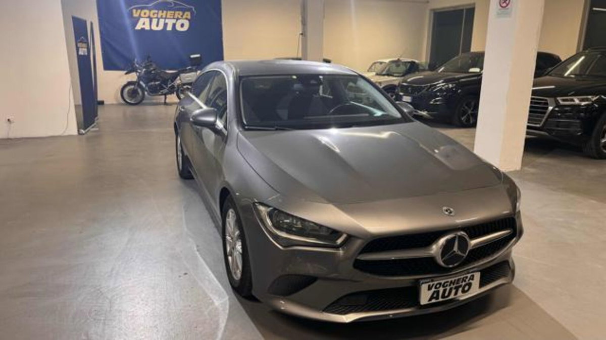 Mercedes-Benz CLA Shooting Brake 180 d Automatic Shooting Brake Business (3)