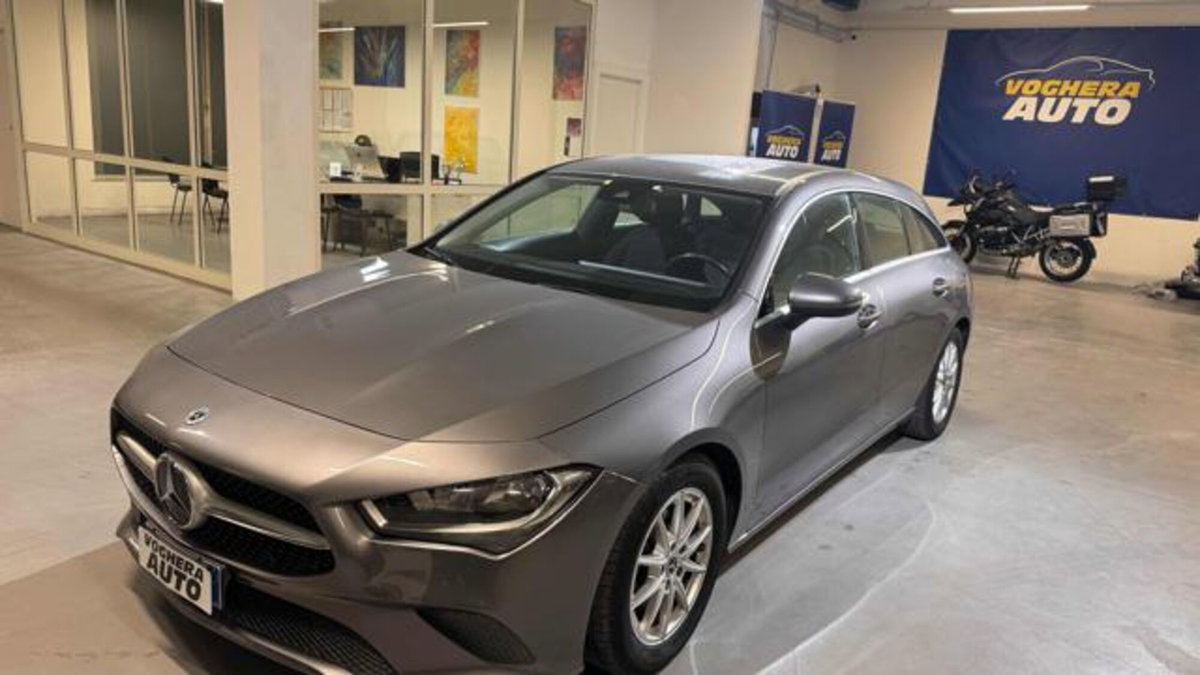 Mercedes-Benz CLA Shooting Brake 180 d Automatic Shooting Brake Business (6)
